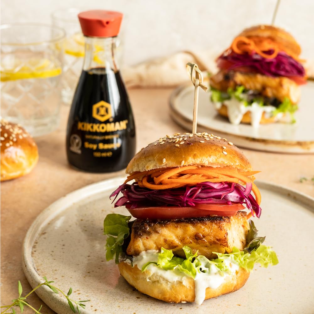 Kikkoman Soy Sauce, 1 Litre, Naturally Brewed