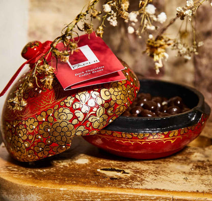 Handmade Bonbonnière filled with Milk & Dark Brazil Nuts, Palm Oil Free, 130g-3